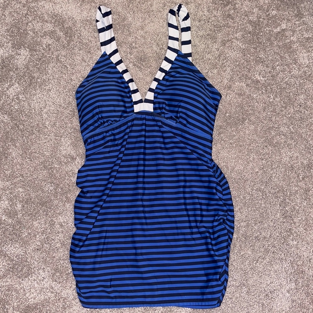 A Pea in the Pod medium maternity swim tankini top blue striped navy beach pool - Picture 2 of 8